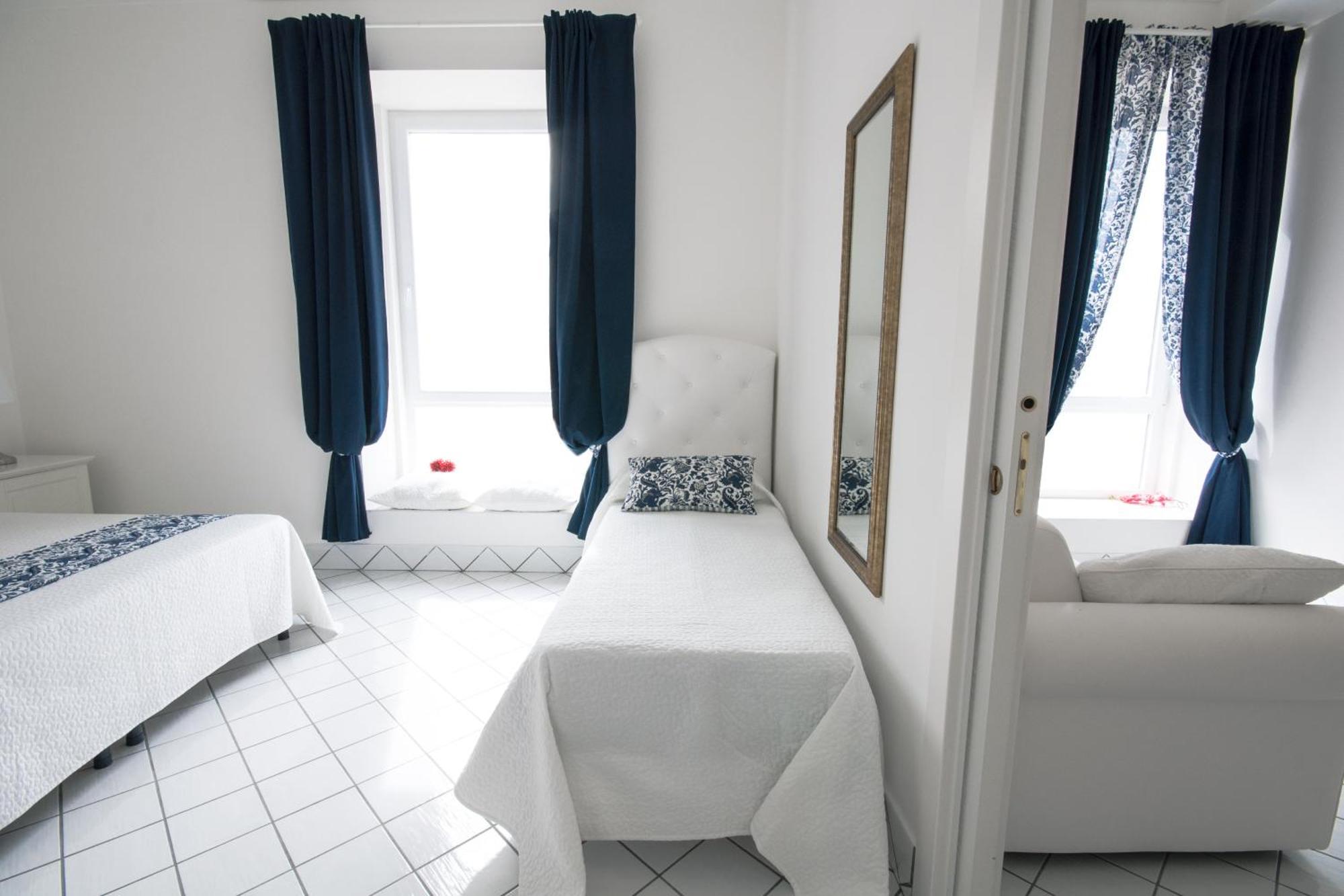 Palazzo Dogana Rooms Агрополи Стая снимка