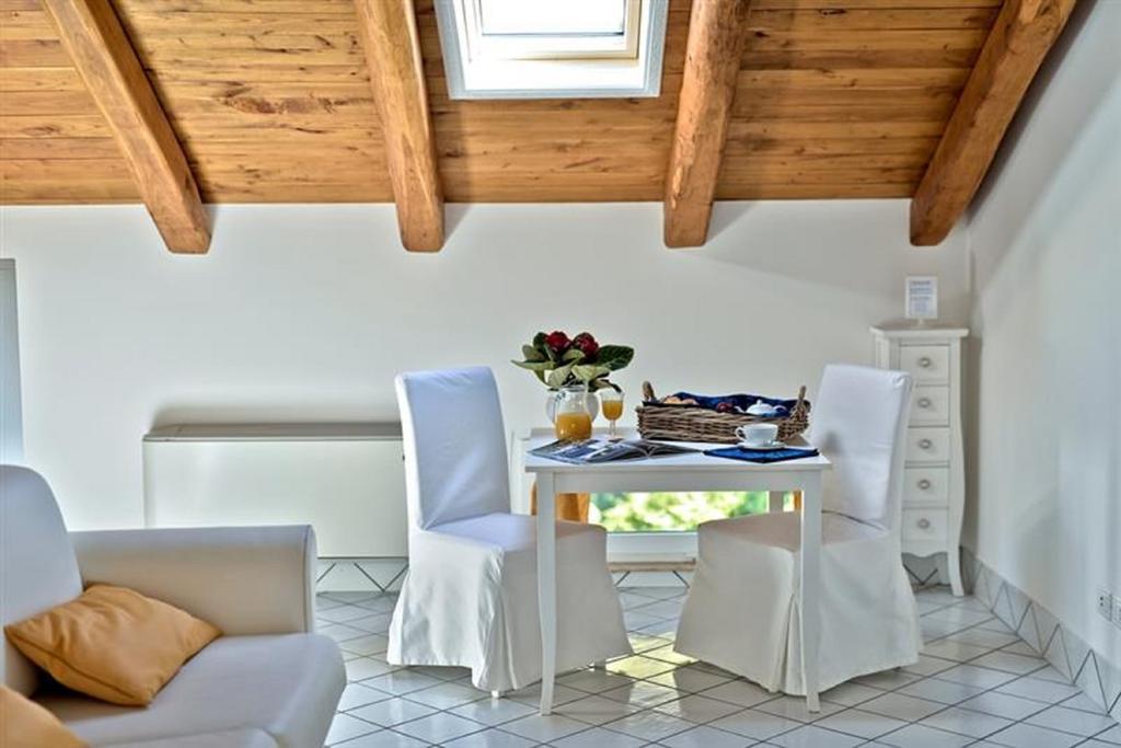 Palazzo Dogana Rooms Агрополи Екстериор снимка