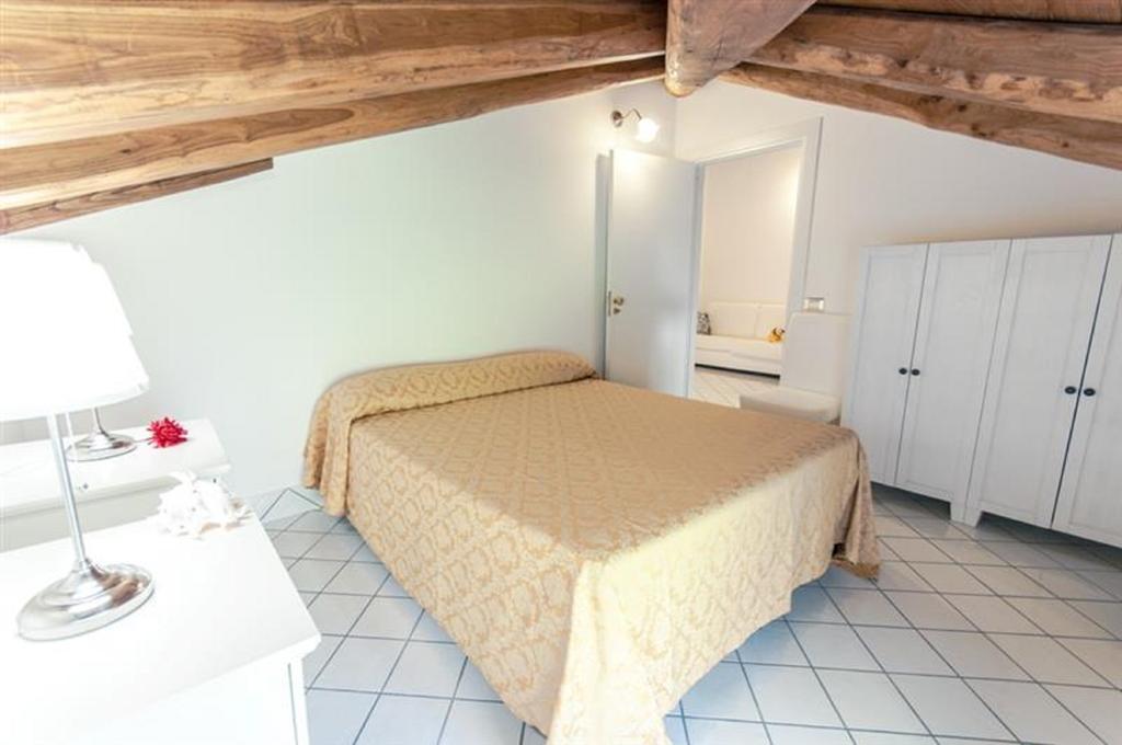 Palazzo Dogana Rooms Агрополи Екстериор снимка