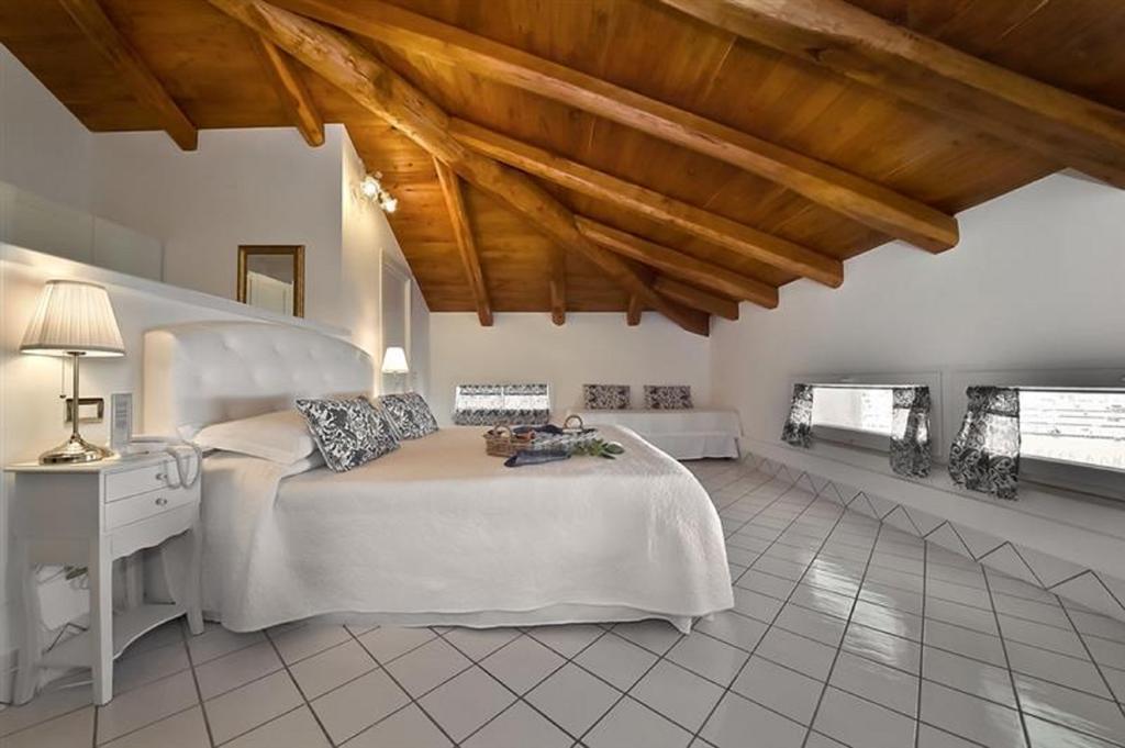 Palazzo Dogana Rooms Агрополи Екстериор снимка
