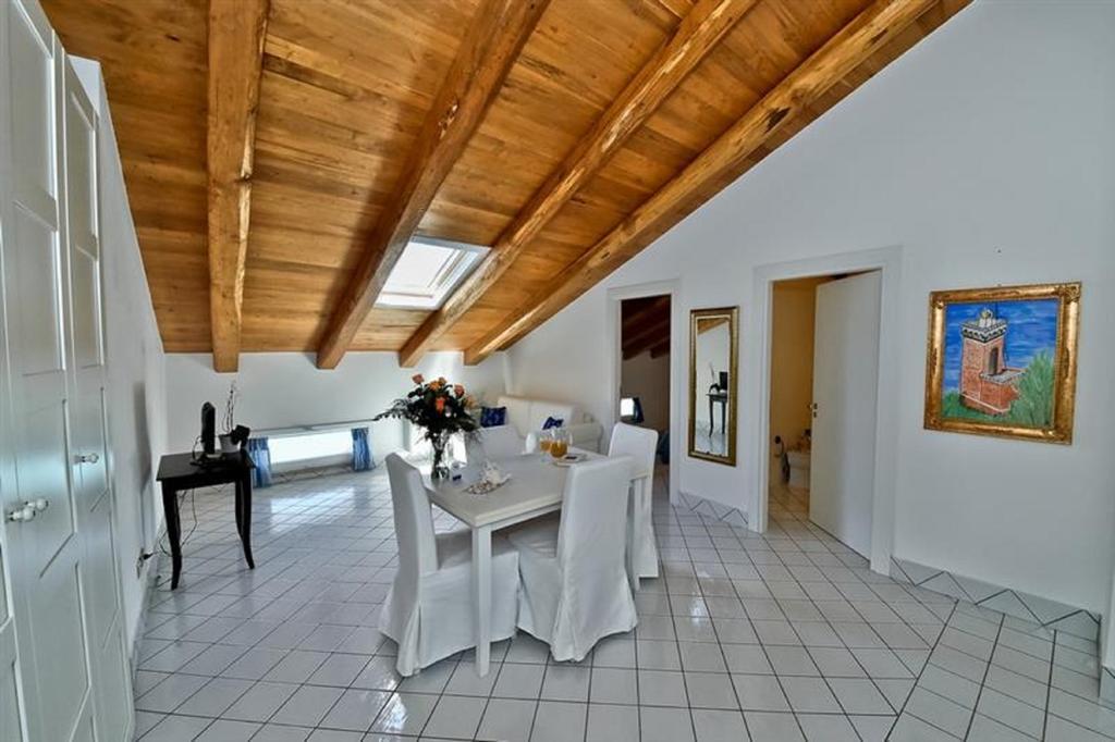 Palazzo Dogana Rooms Агрополи Екстериор снимка